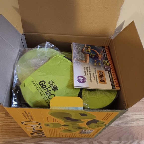 GoFit GoH20 Water-Resistance Workout Set - Picture 3 of 6